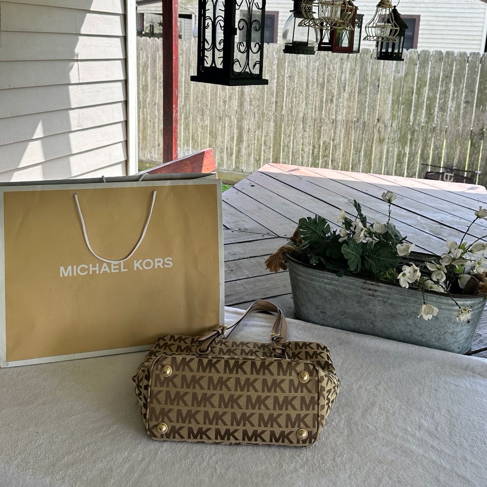 Original Michael Kors Tote - Picture 13 of 14